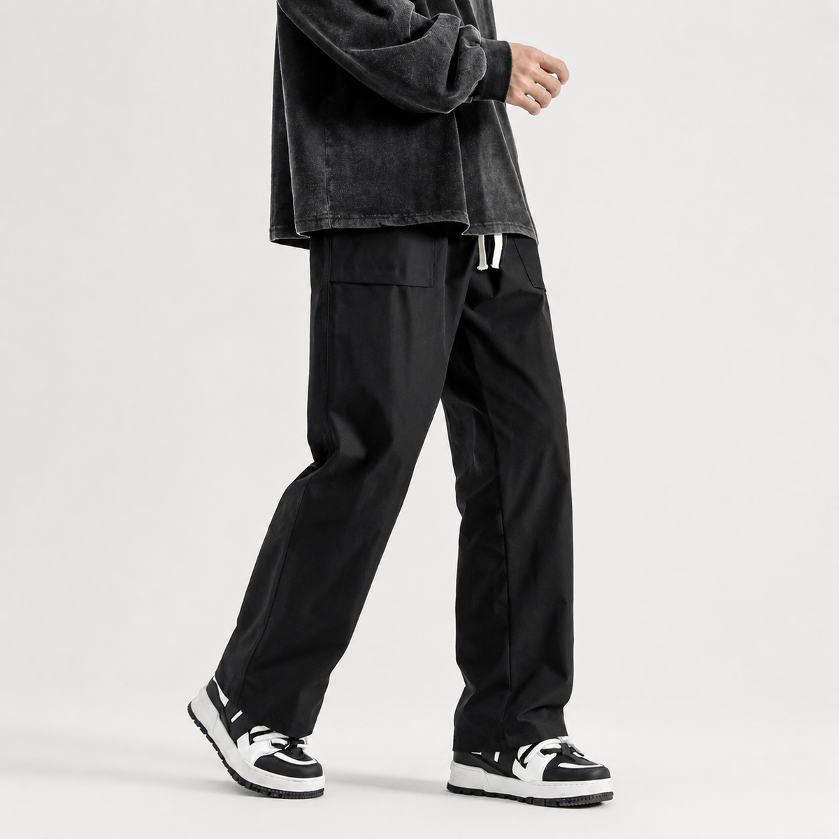 Relaxed Cargo Trousers